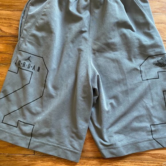Boy's 10 / 12 Michael Jordon Dri-Fit Shorts - Picture 2 of 2